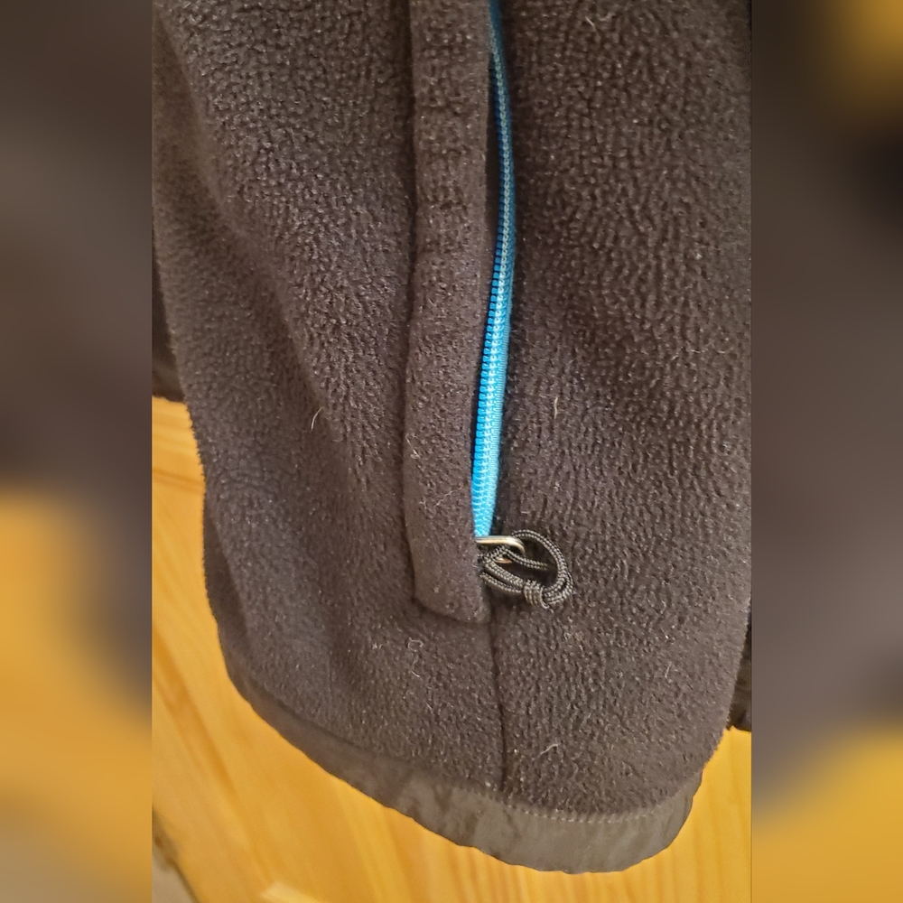 Vintage Rare North Face Denali Black with Light Blue Accents Fleece Jacket - Picture 5 of 10